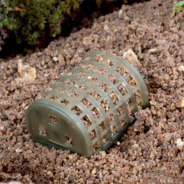 Cebador open closed top feeder